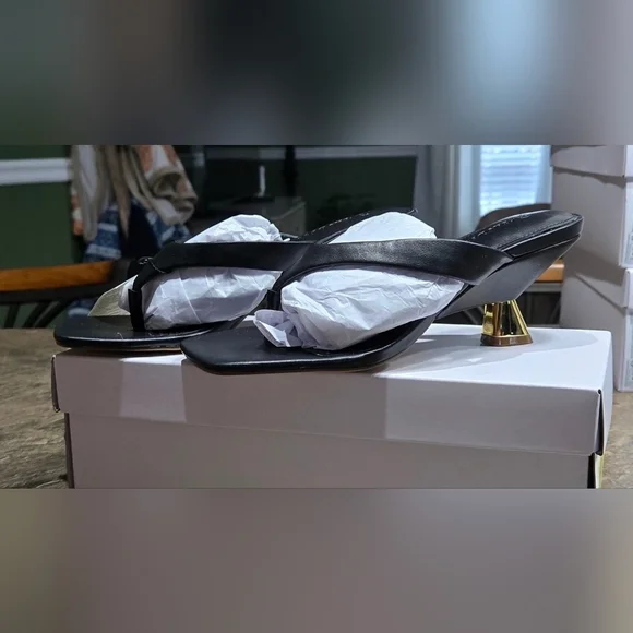 The Drop Women's Dakota Thong Scupted Heel Sandal #912, 913, 914 - Picture 4 of 14